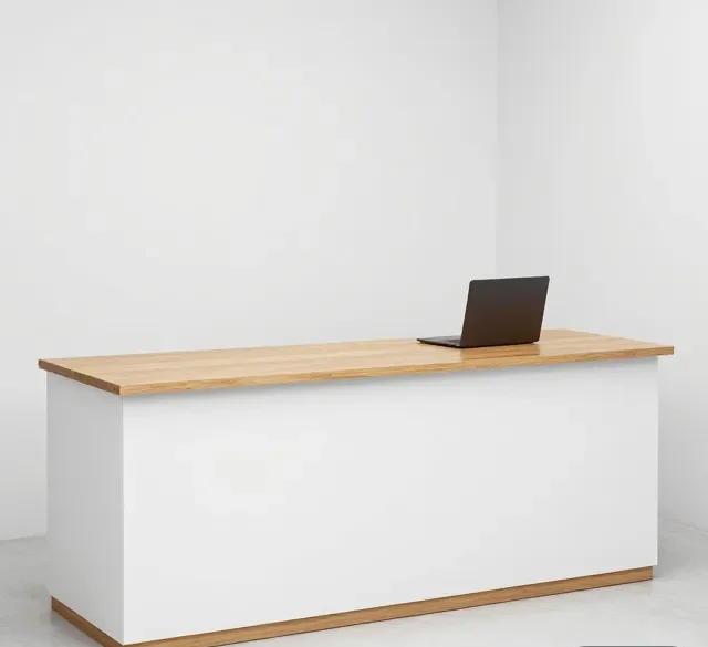 Quầy lễ tân gỗ công nghiệp giá rẻ 8 Quay le tan go cong nghiep gia re 3 e1777264533178