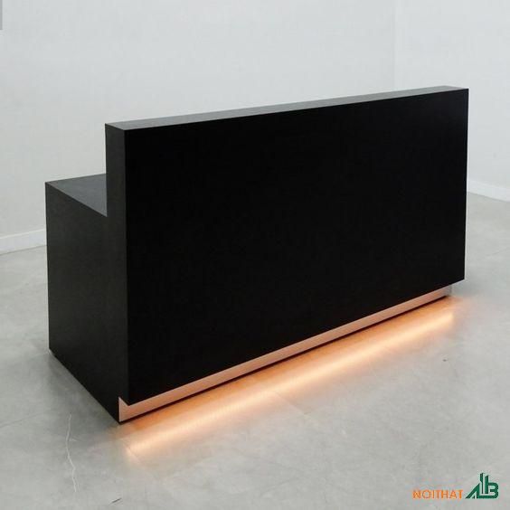 Quầy lễ tân đẹp có đèn LED 5 Quầy lễ tân cổ điển, sang trọng